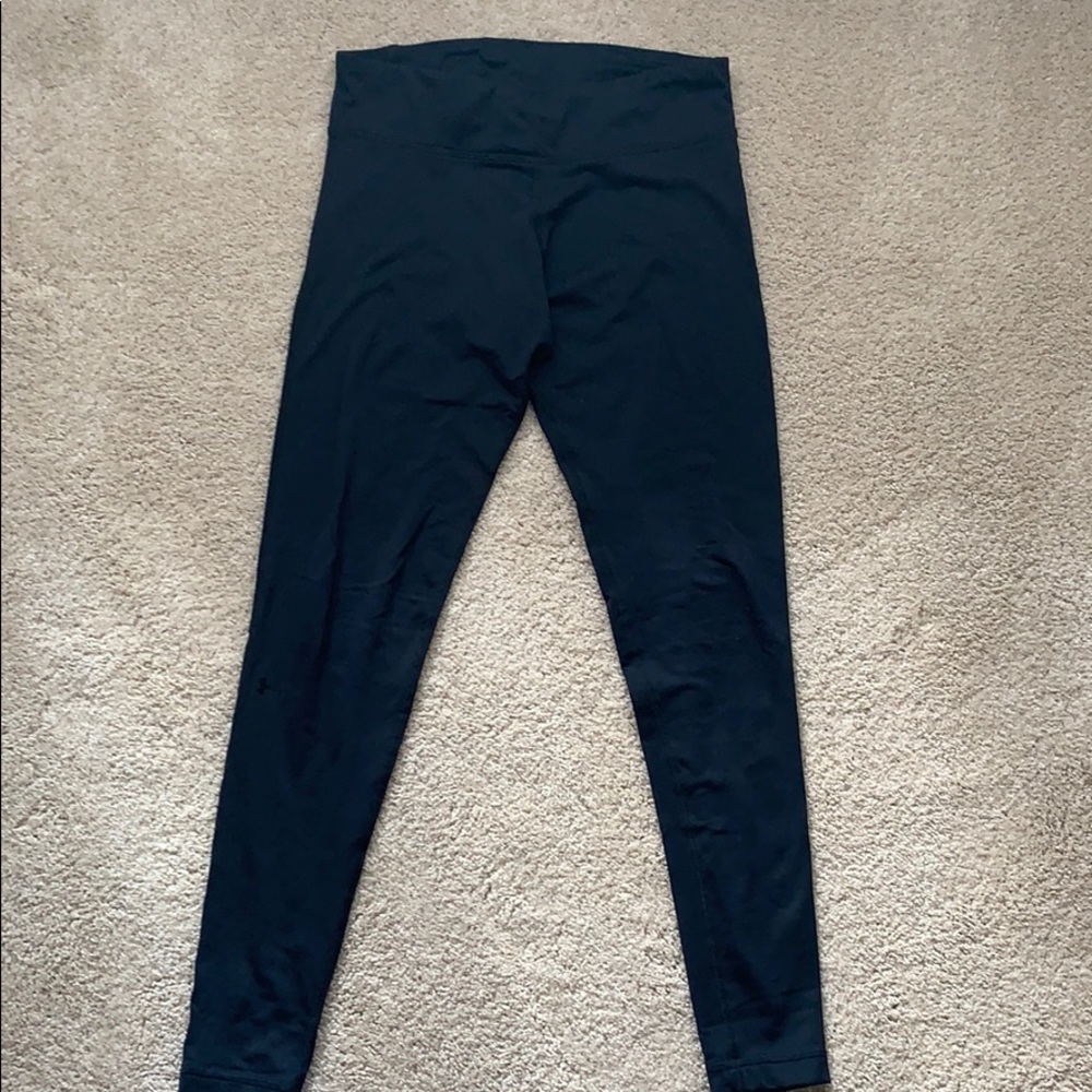 Under armour black leggings